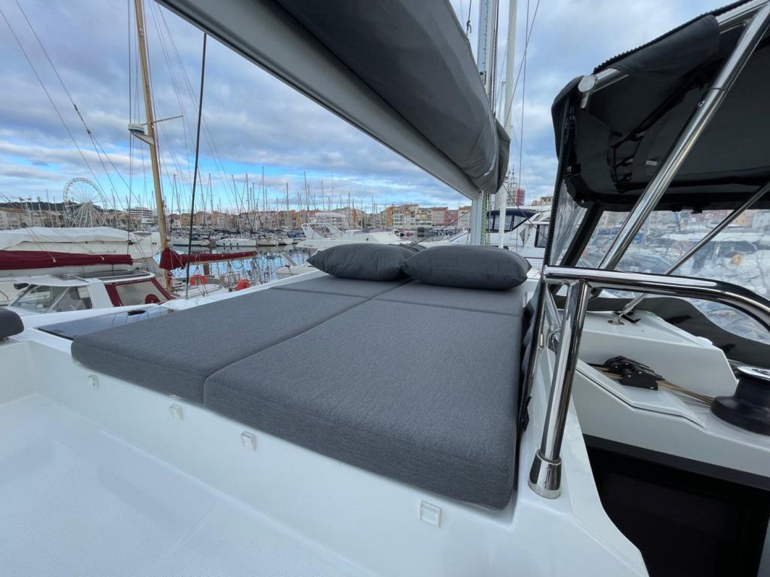 slider 4 Fountaine Pajot Elba 45